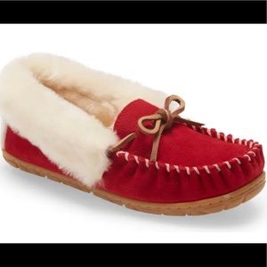 *SOLD*Brand New LLBean Moccasin slipper